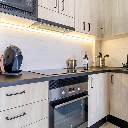 Stunning In With Kitchenette Fuengirola