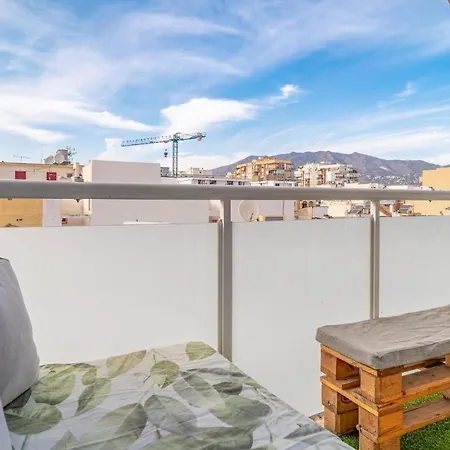 Stunning In With Kitchenette Fuengirola